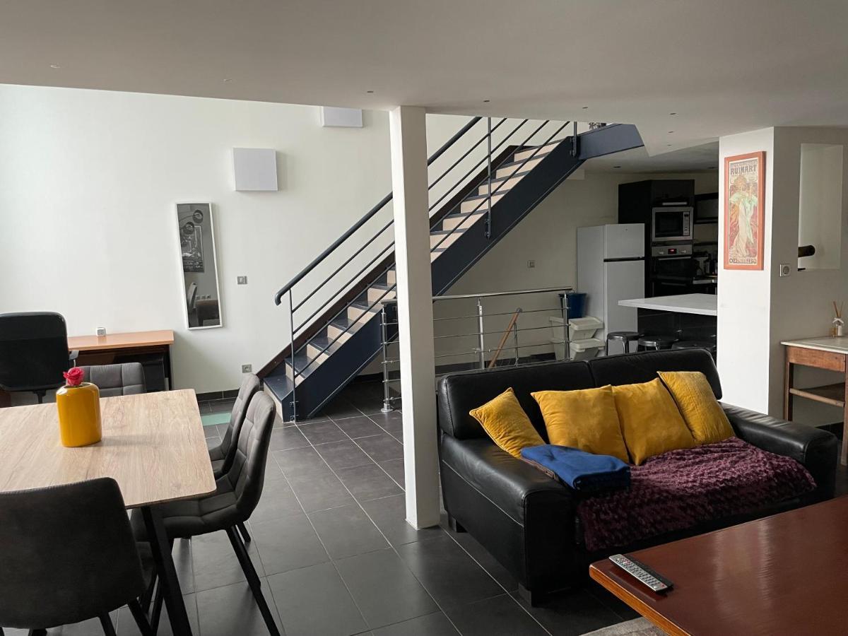 Loft Triplex 3 Chambres Doubles Villeurbanne Exterior foto